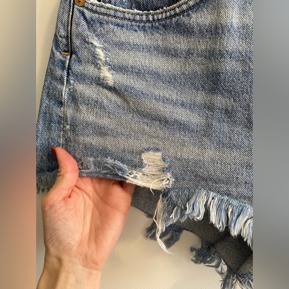 AGOLDE Parker High Wasited Jean Shorts - Picture 5 of 15